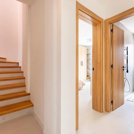 Joaquin Apartman