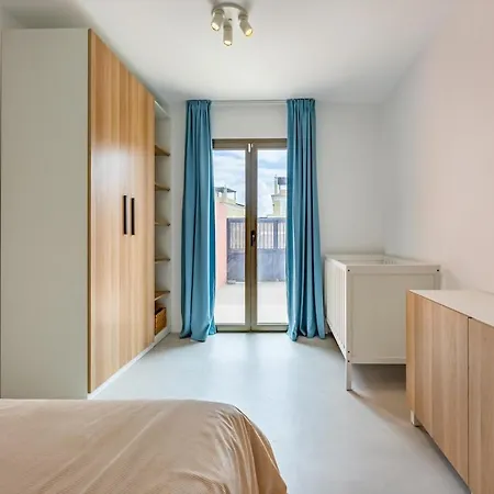 Joaquin Apartman *