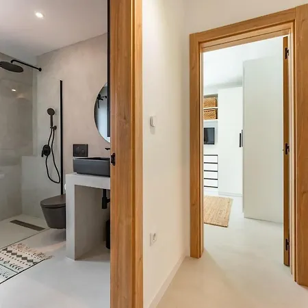 Joaquin Apartman *