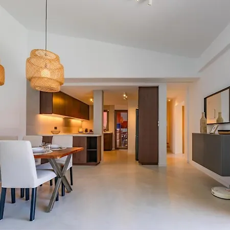 Joaquin Apartman *