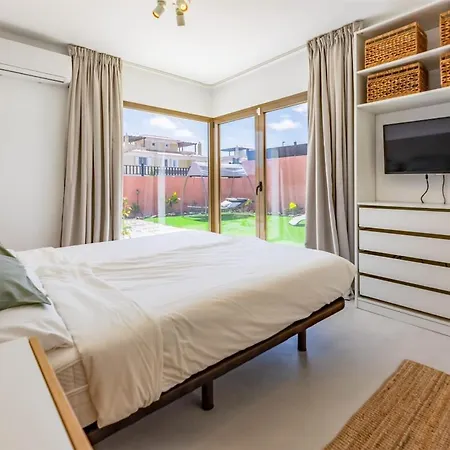Joaquin Apartman *